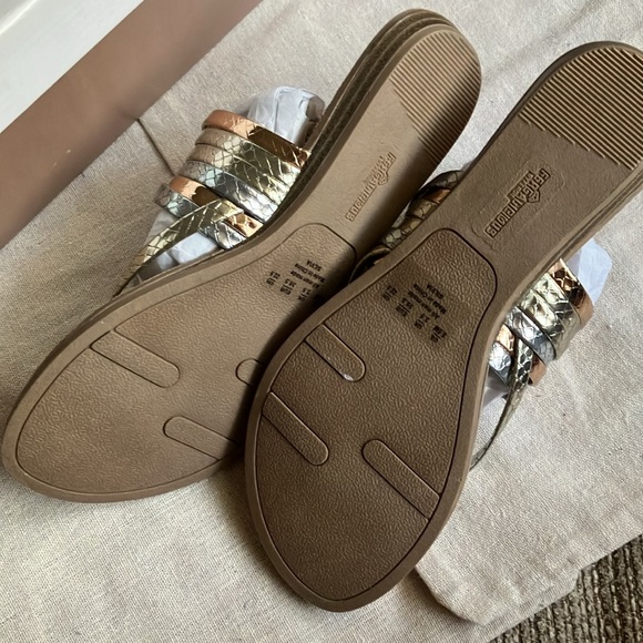 Silvia - Picture 2 of 2